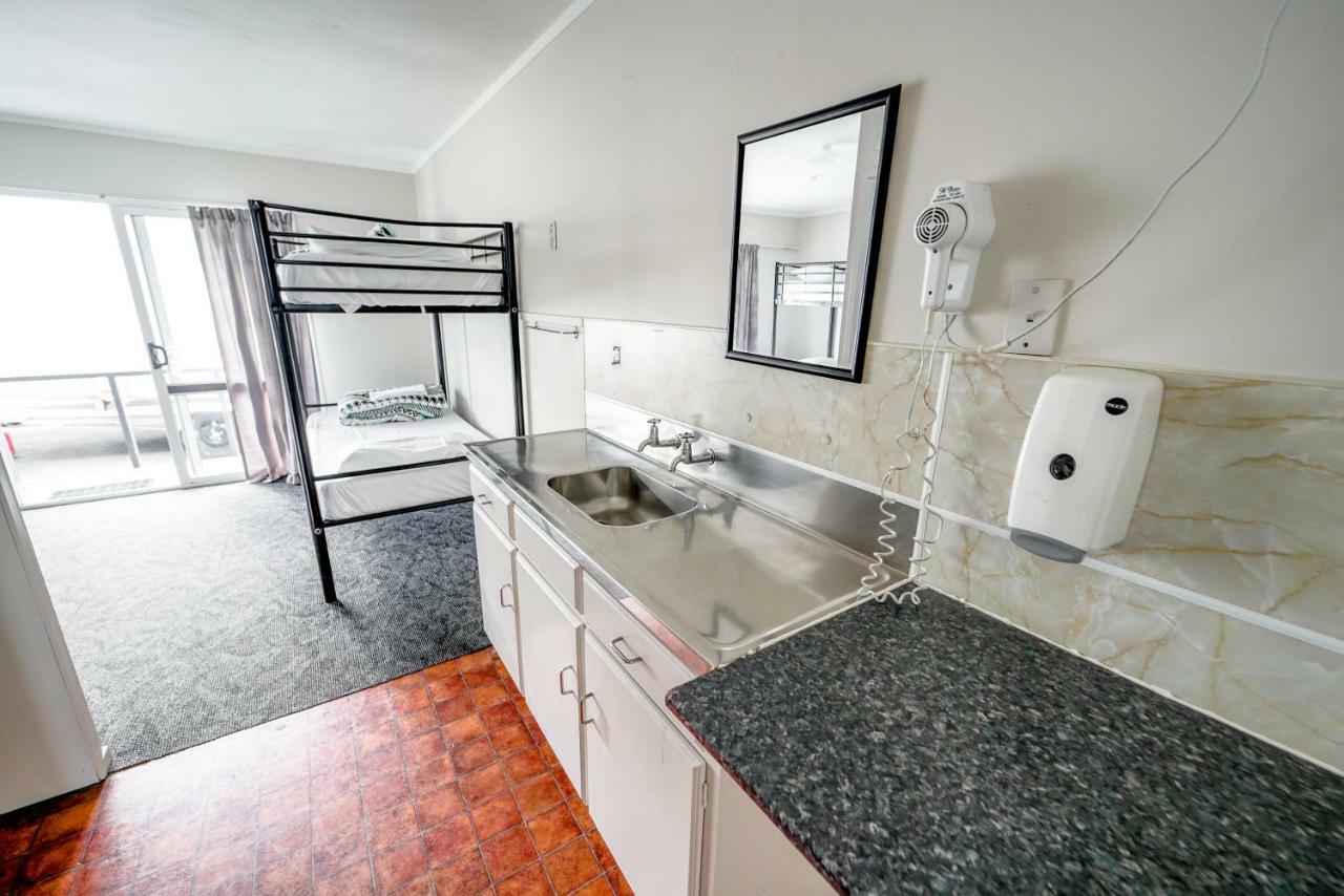 Paihia Ocean Club Hostel Екстериор снимка