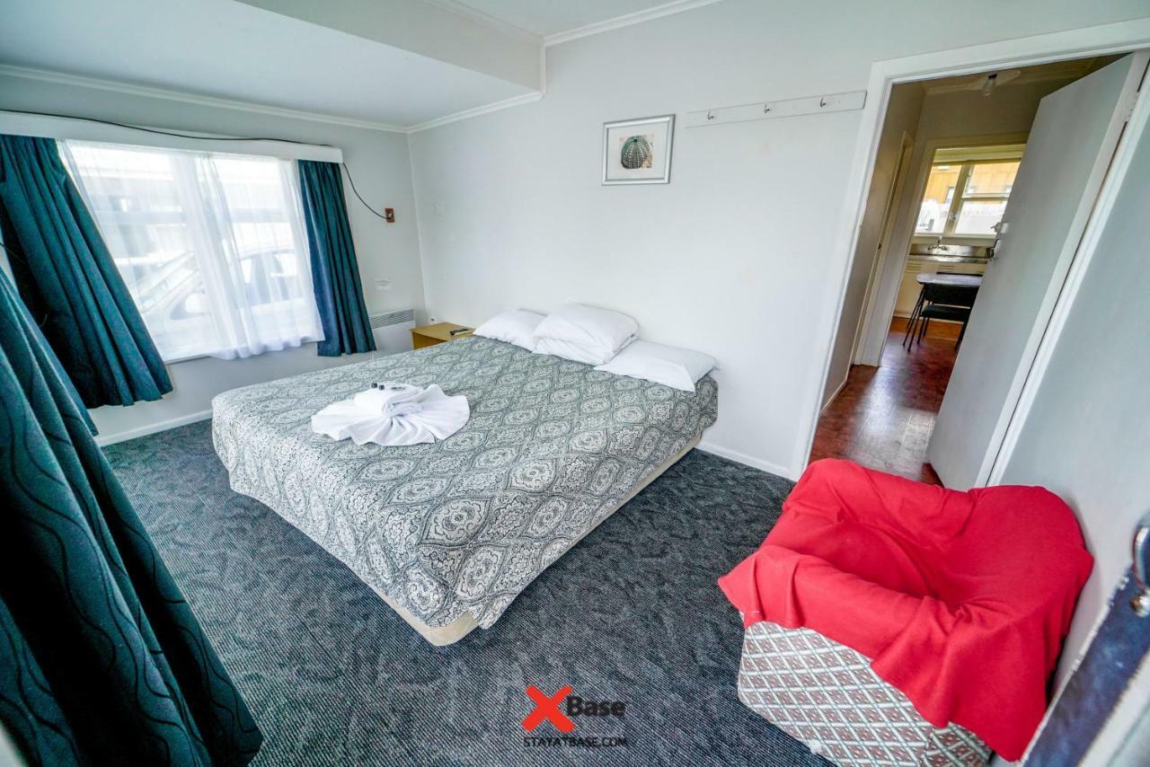 Paihia Ocean Club Hostel Екстериор снимка