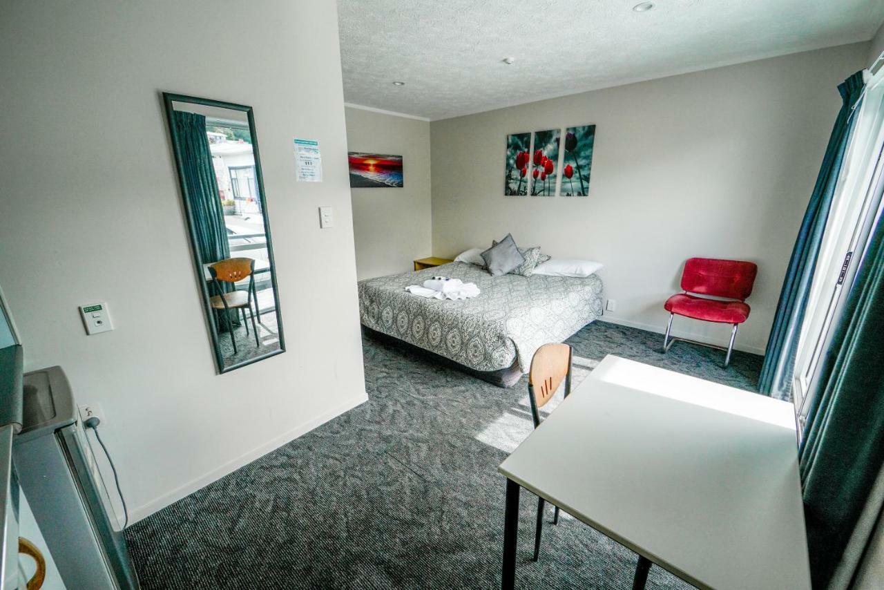 Paihia Ocean Club Hostel Екстериор снимка