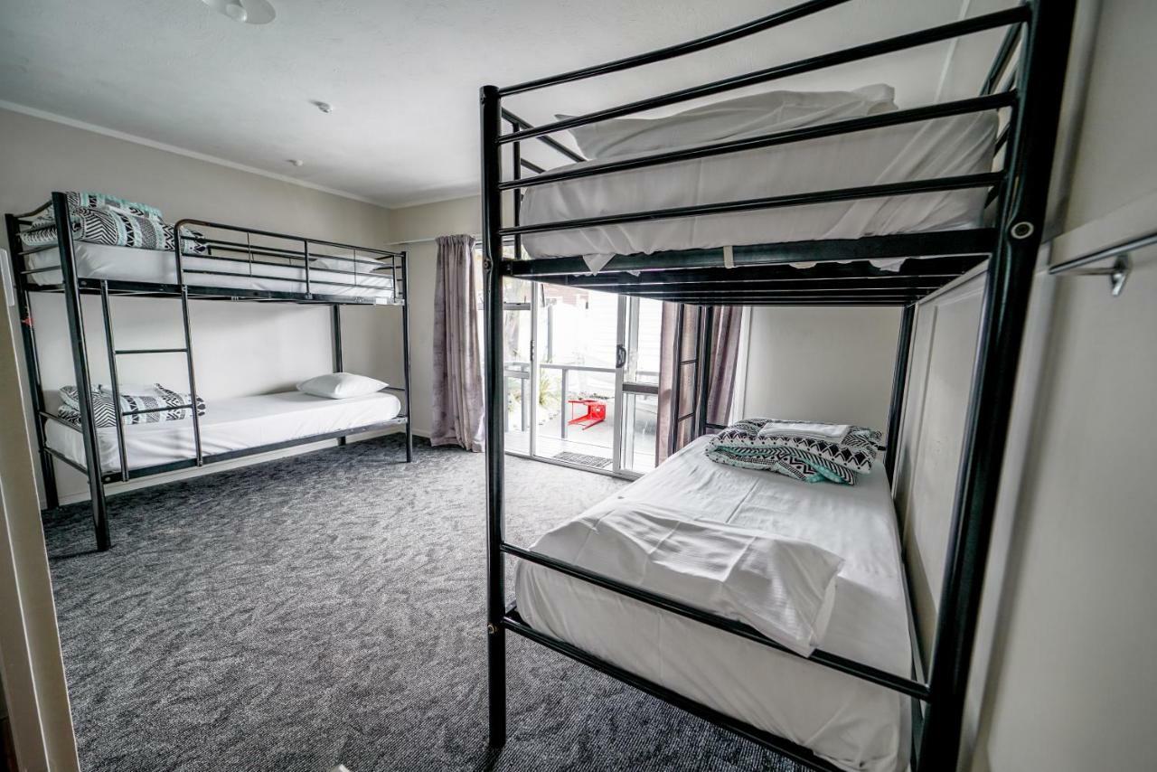 Paihia Ocean Club Hostel Екстериор снимка