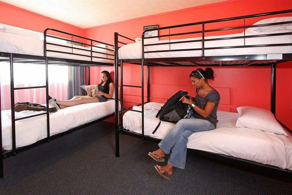 Paihia Ocean Club Hostel Екстериор снимка